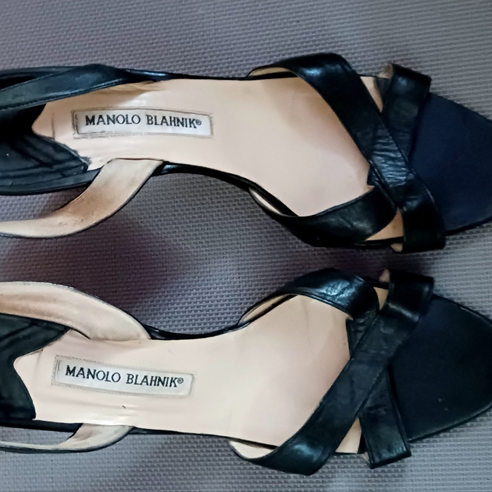 Monolo Blankik womens shoes size 40